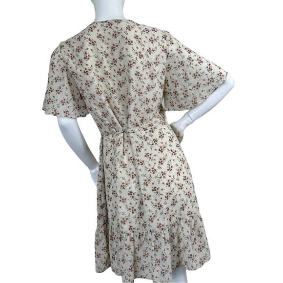 Olivia Grey flower pattern mini wrapped dress cream beige floral sundress NWT XL - Picture 7 of 15